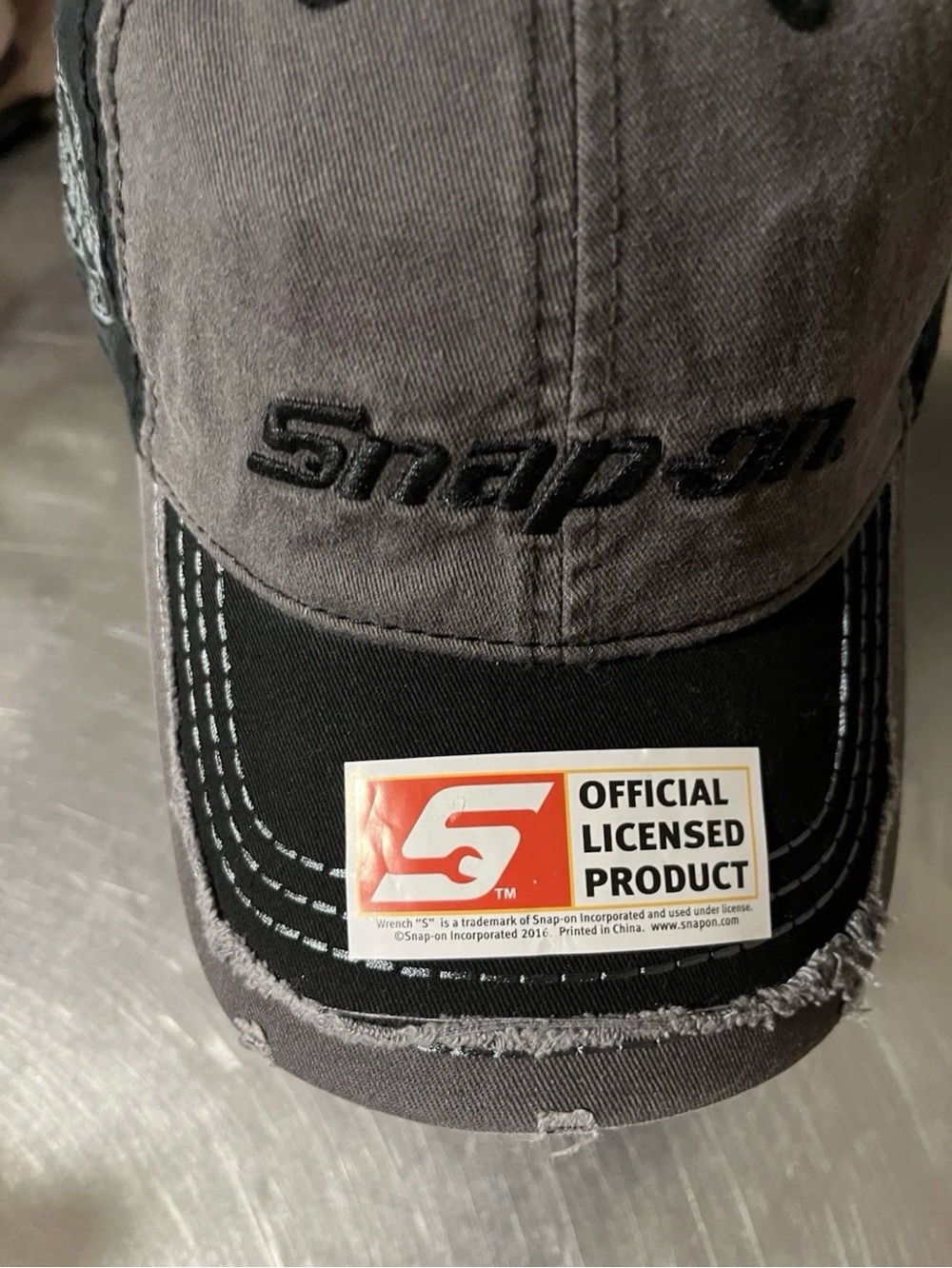 Snap Men’s Distressed Black and Gray Baseball Cap